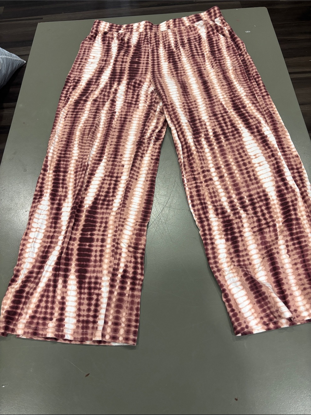 Women’s Tie-Dye Wide Leg Bottoms - Pink/Burgundy